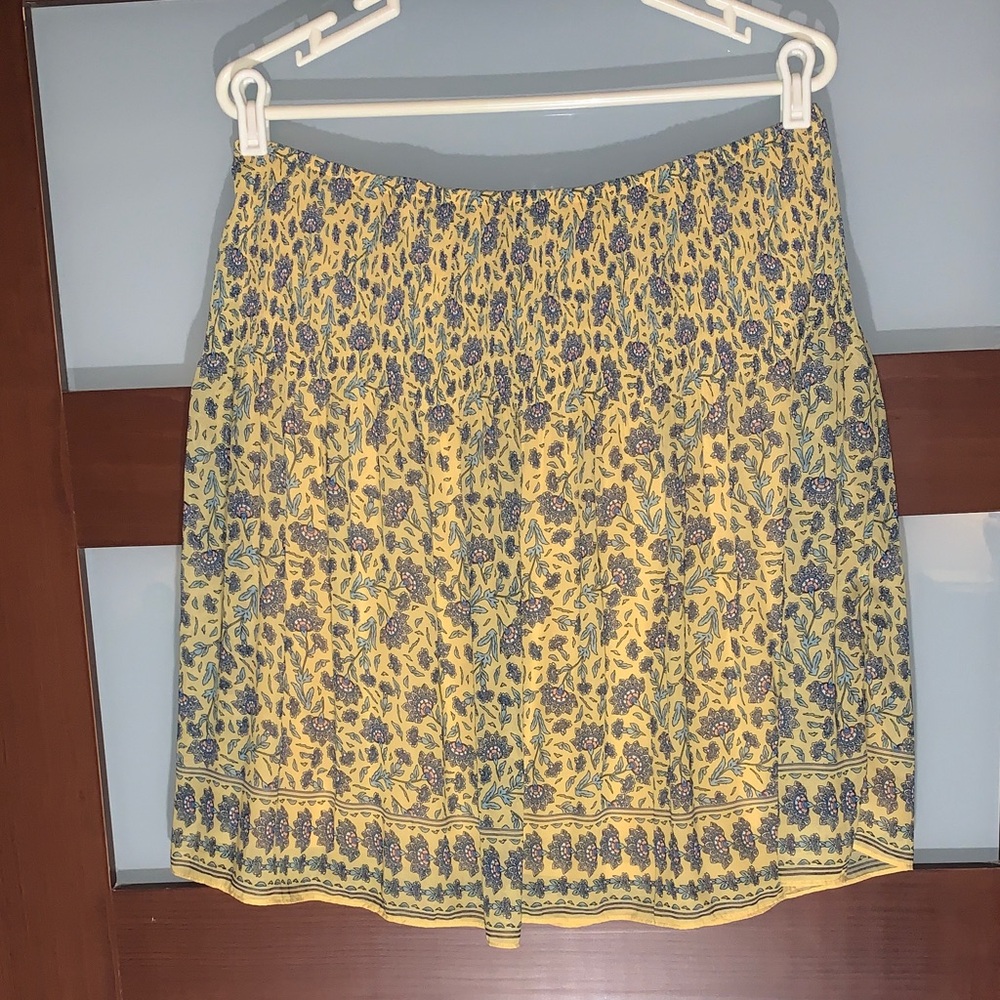 Max Studio Floral Skirt Size XL